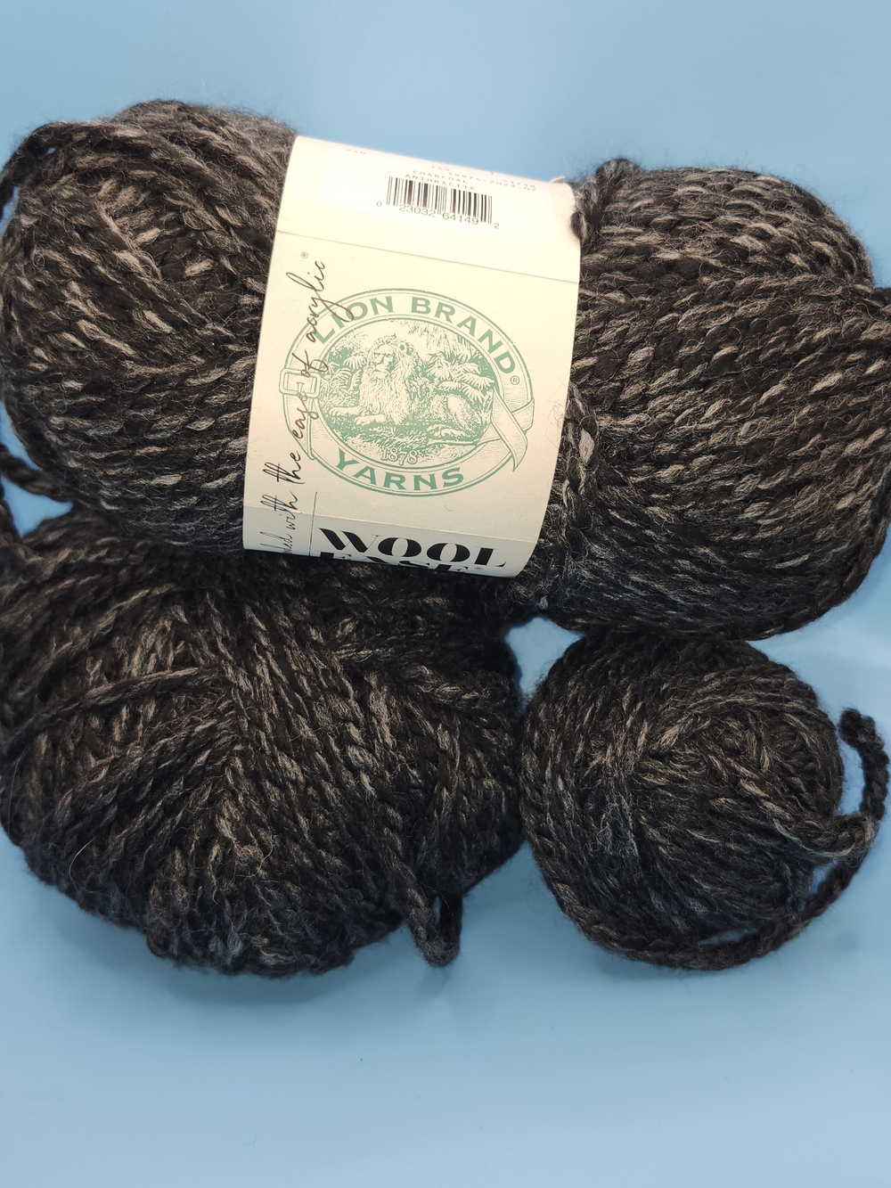 Lion Brand Wool Ease Thick & Quick Charcoal Yarn 640-149 Lot 51758 Super Bulky